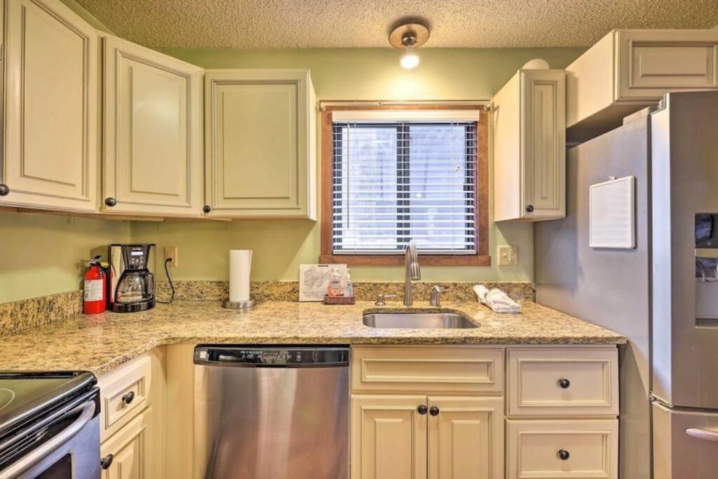 شقة Ian'S Camelback House تانيرسفيل المظهر الخارجي الصورة