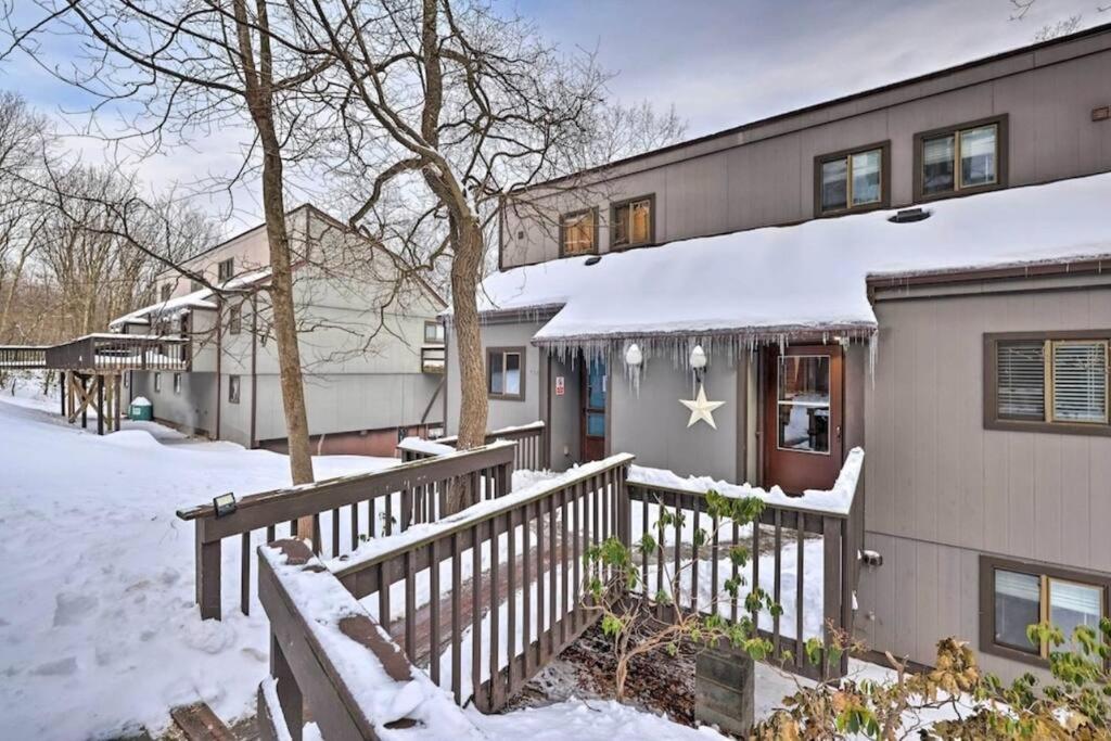 شقة Ian'S Camelback House تانيرسفيل المظهر الخارجي الصورة