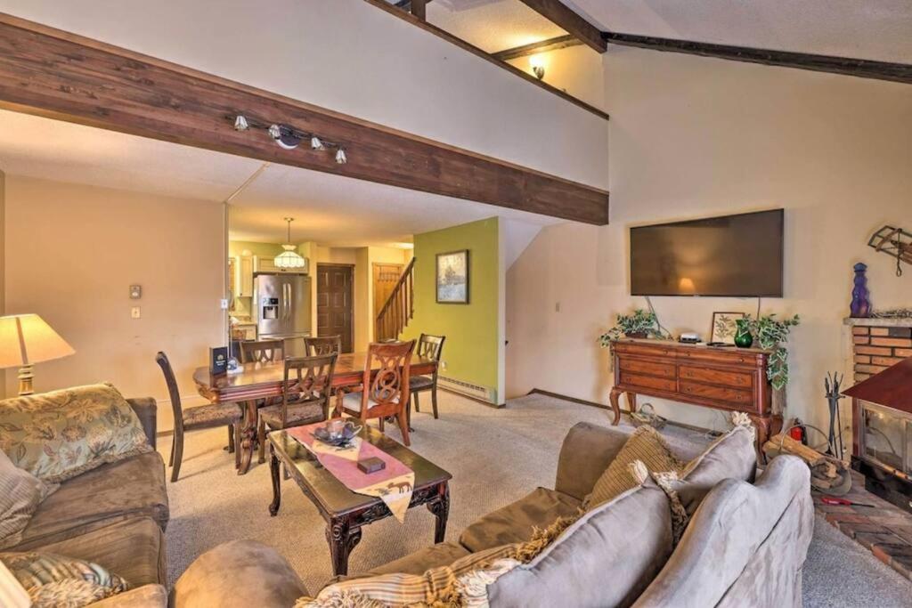 شقة Ian'S Camelback House تانيرسفيل المظهر الخارجي الصورة
