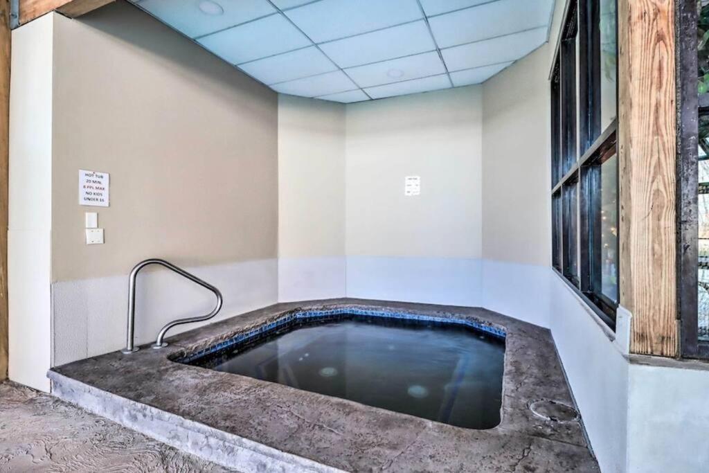 شقة Ian'S Camelback House تانيرسفيل المظهر الخارجي الصورة