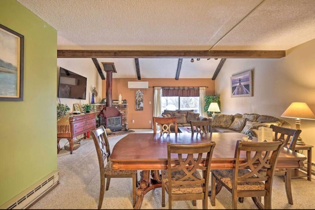 شقة Ian'S Camelback House تانيرسفيل المظهر الخارجي الصورة